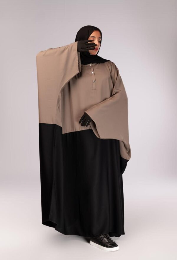 Batwing abaya with bell sleeves